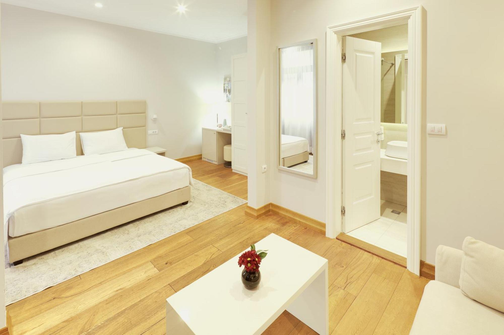 Lanterna Rooms City Center Новий Сад Екстер'єр фото