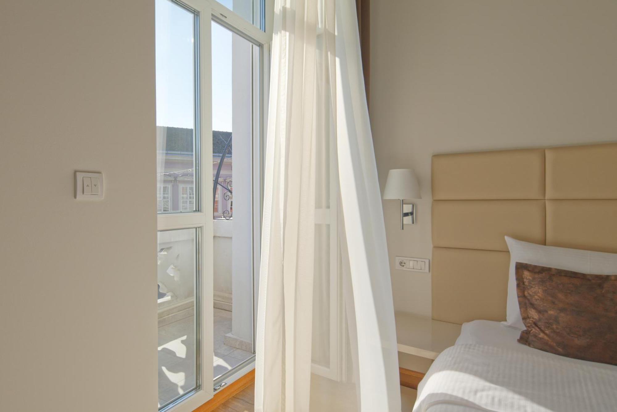 Lanterna Rooms City Center Новий Сад Екстер'єр фото