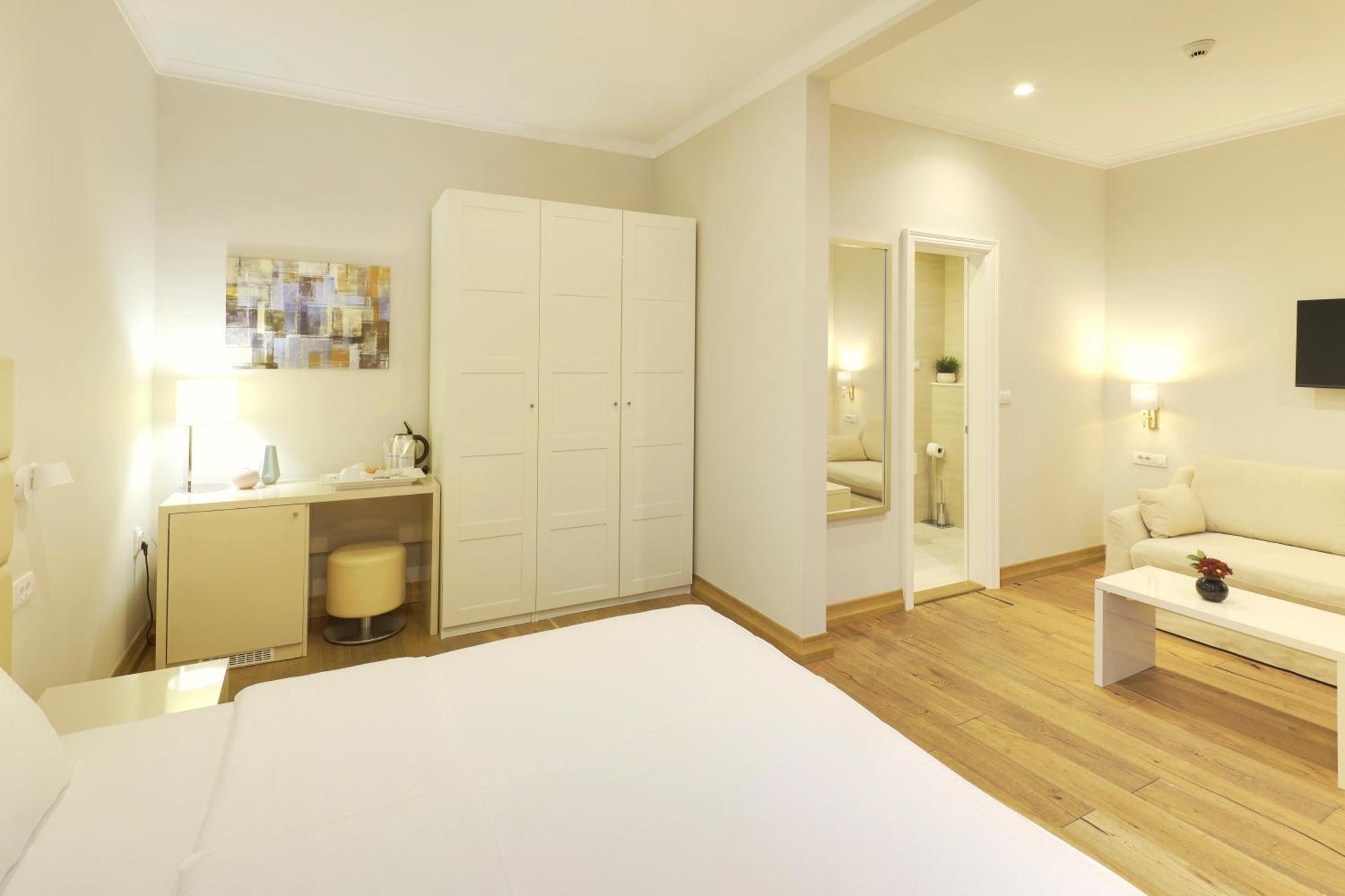Lanterna Rooms City Center Новий Сад Екстер'єр фото