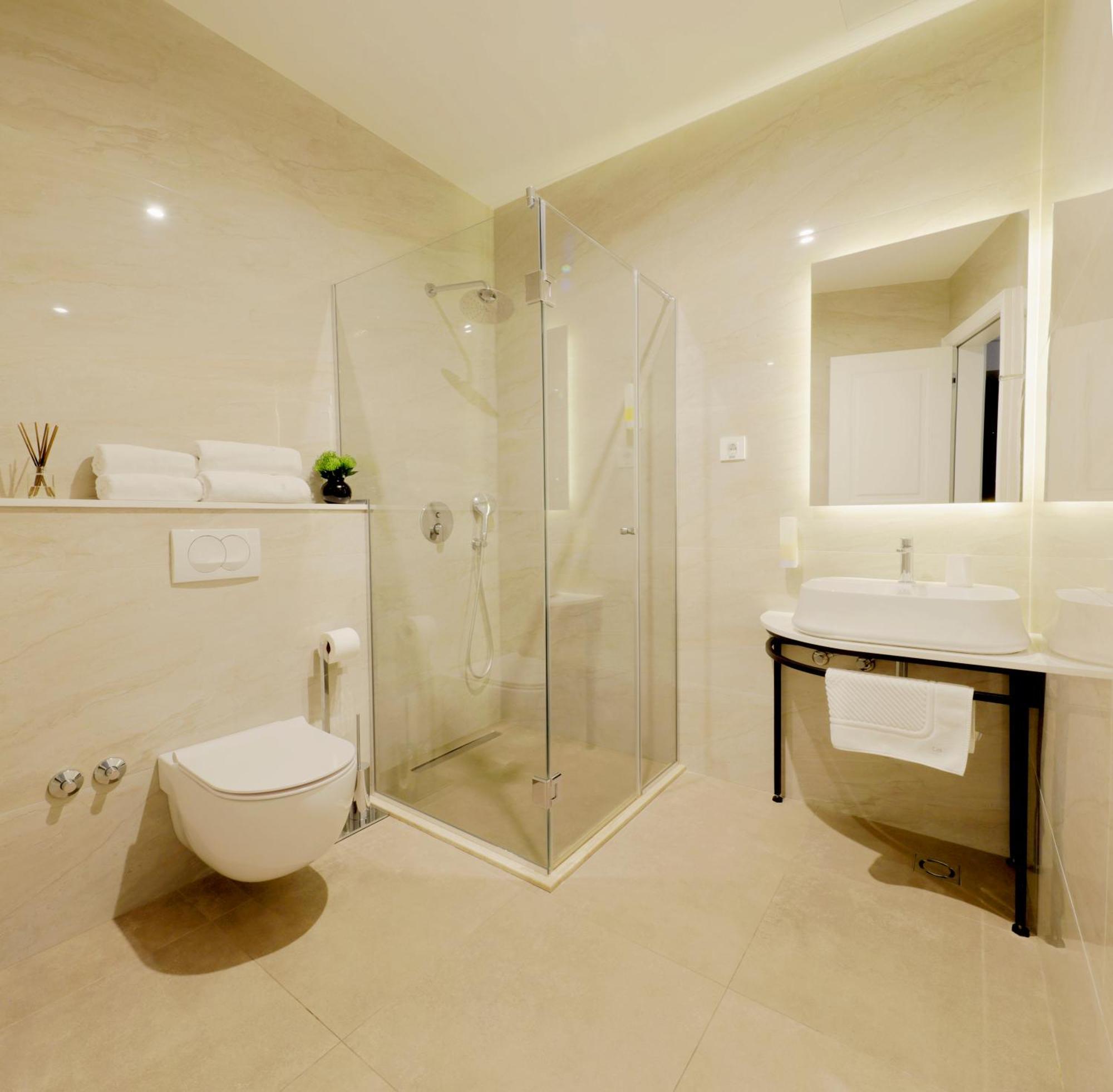 Lanterna Rooms City Center Новий Сад Екстер'єр фото